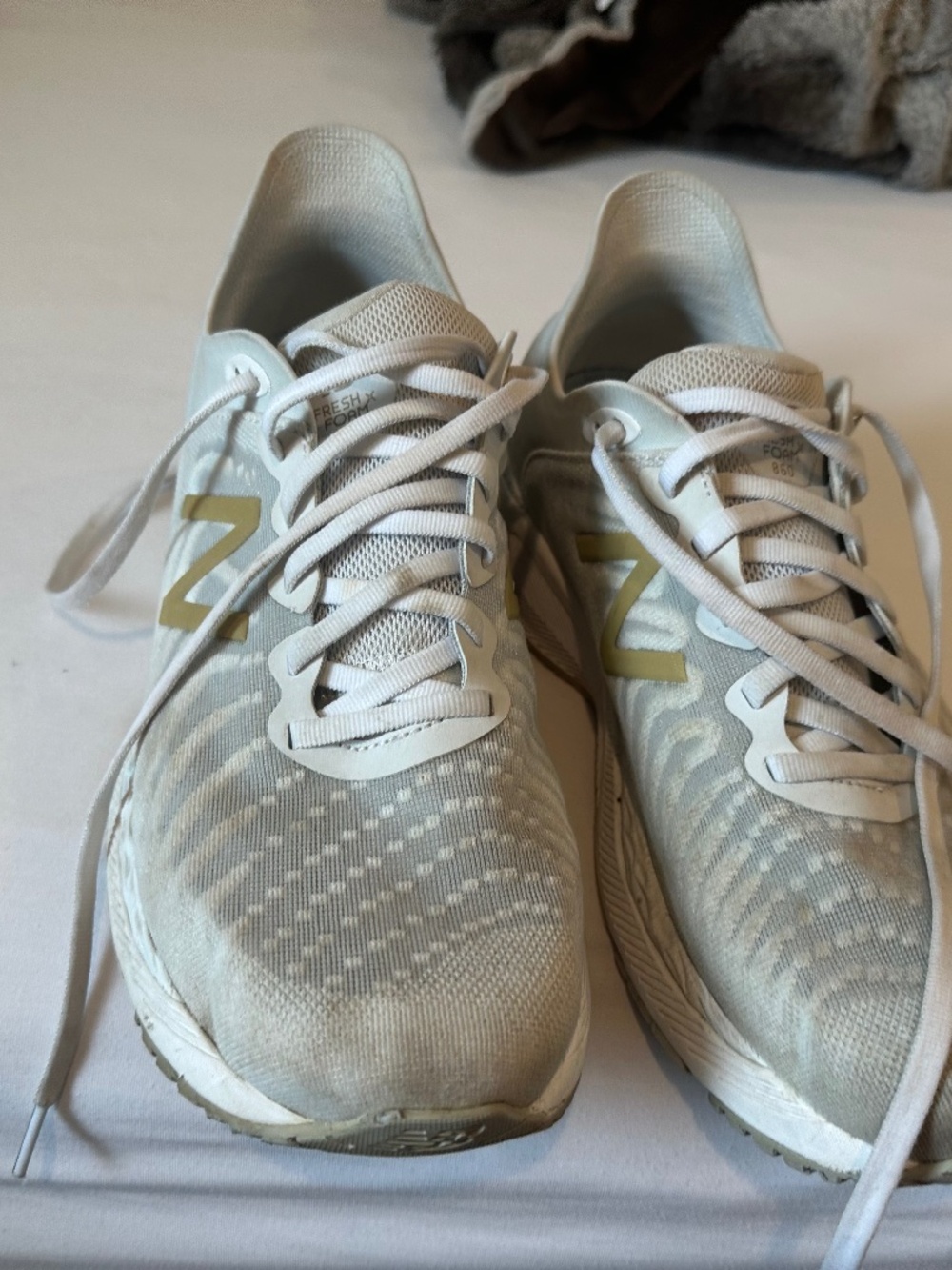 New balance. 860 women.  10.5 w
